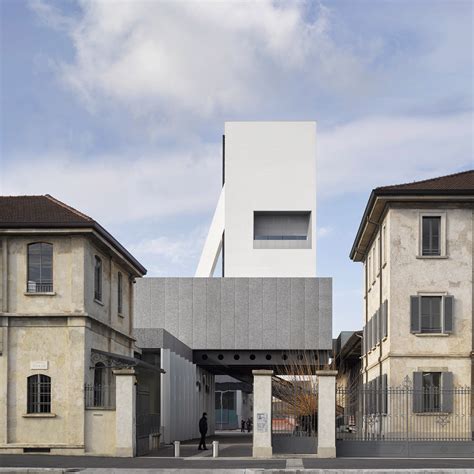 lavorare a fondazione prada|rem koolhaas architecture prada.